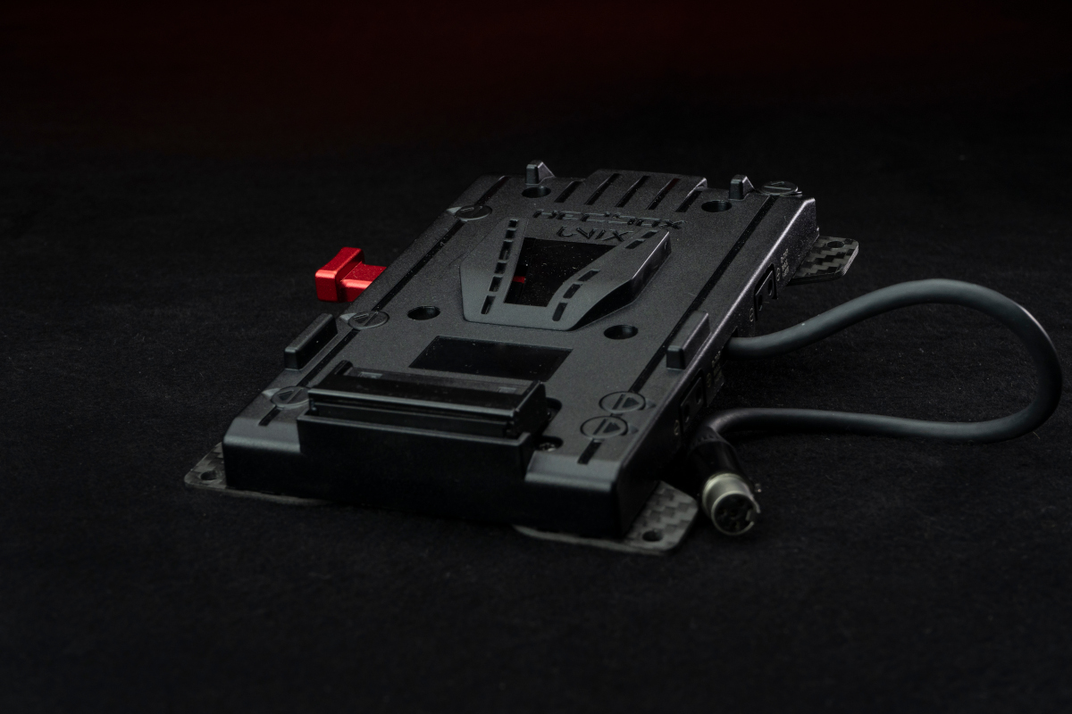 Image of product V-lock battery plate for F7H cage